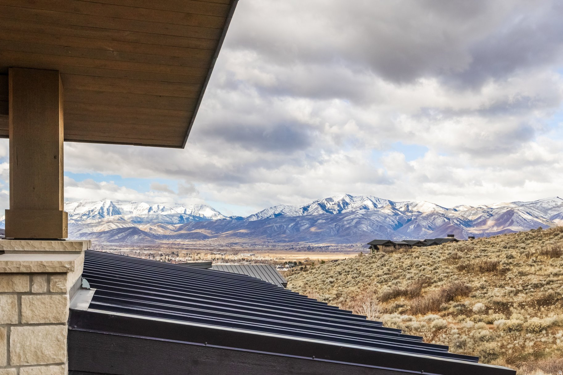 RED LEDGES - Residential