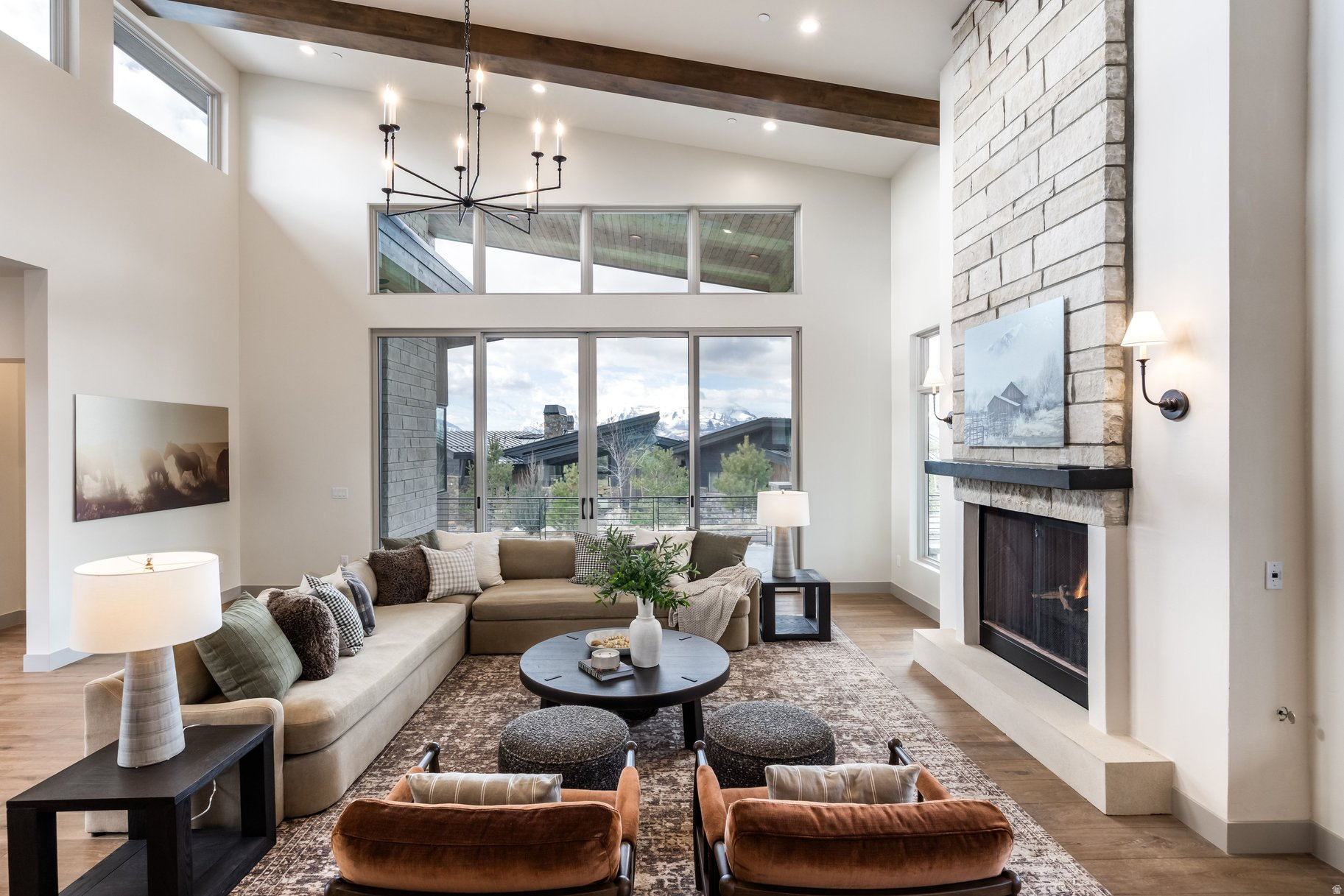 RED LEDGES - Residential