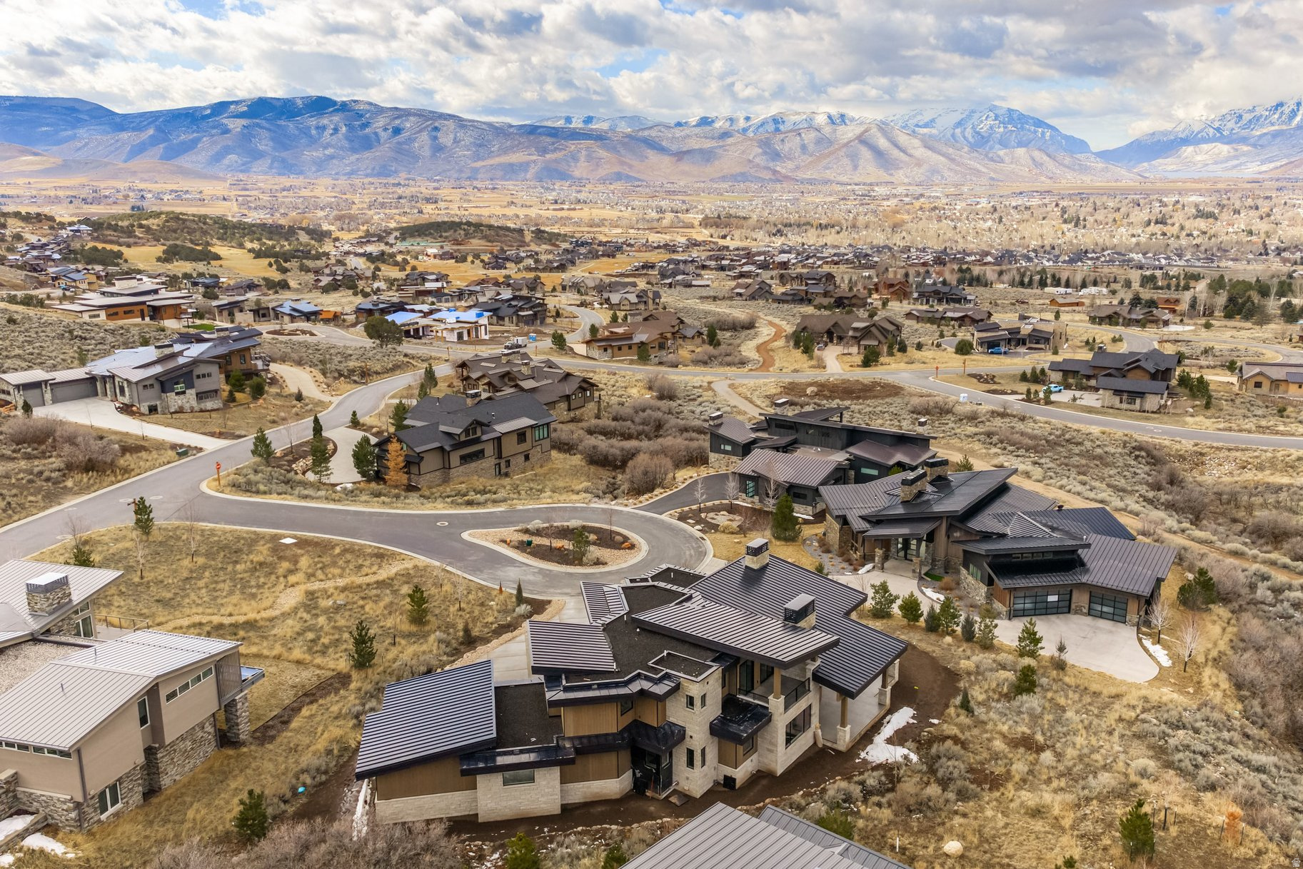 RED LEDGES - Residential
