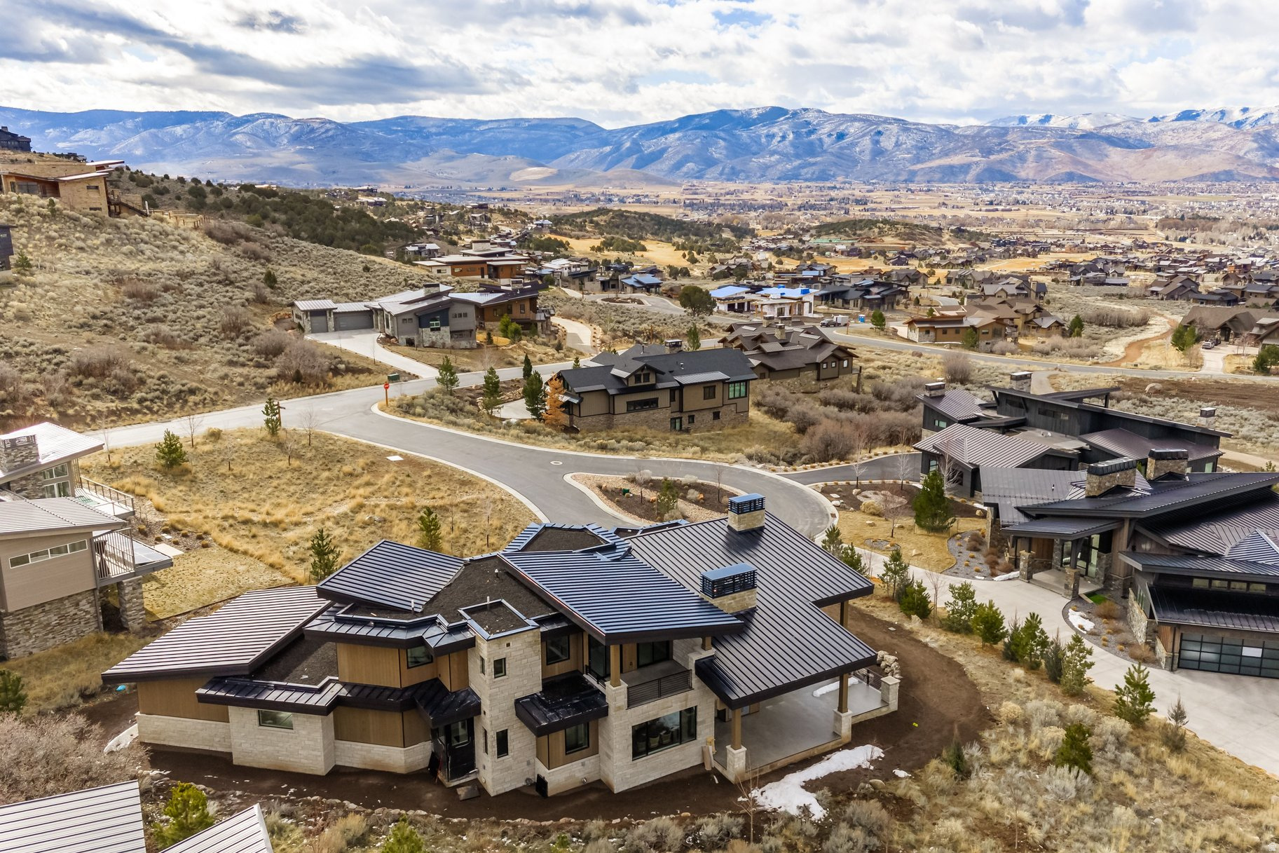 RED LEDGES - Residential