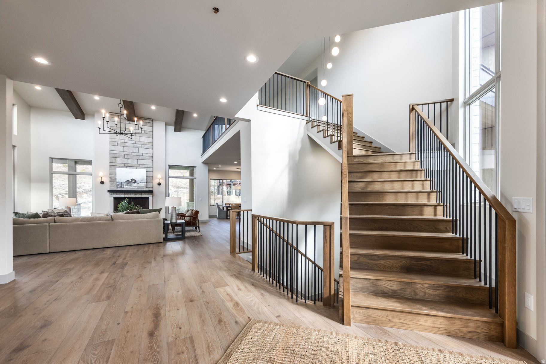 RED LEDGES - Residential