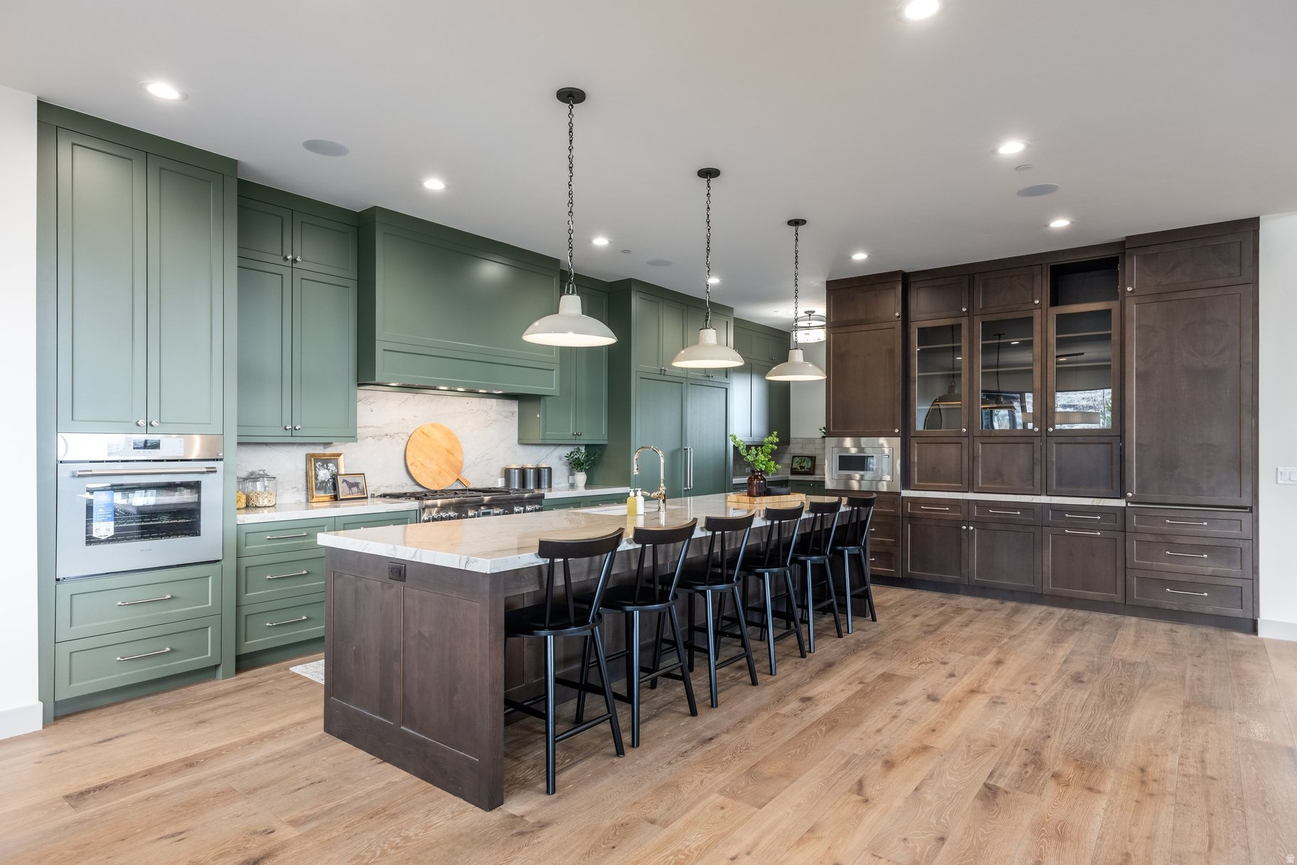 RED LEDGES - Residential