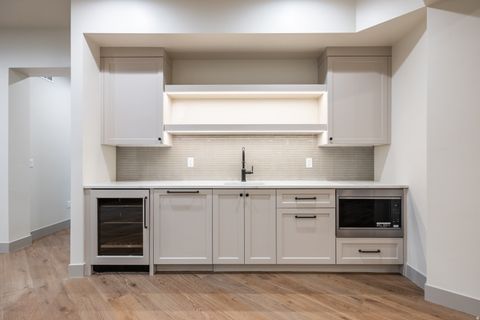 Tiny photo for 2065 E CHIMNEY ROCK CIR, Heber City, UT 84032 (MLS # 2140587)