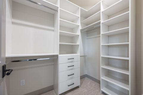 Tiny photo for 2065 E CHIMNEY ROCK CIR, Heber City, UT 84032 (MLS # 2140587)