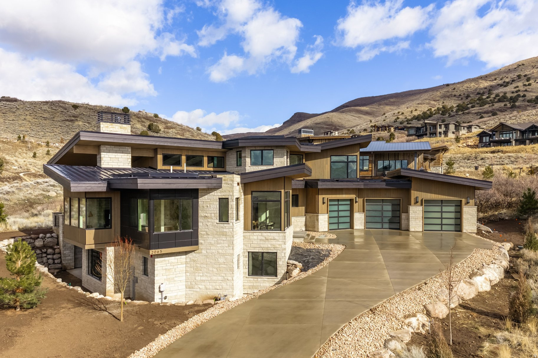RED LEDGES - Residential