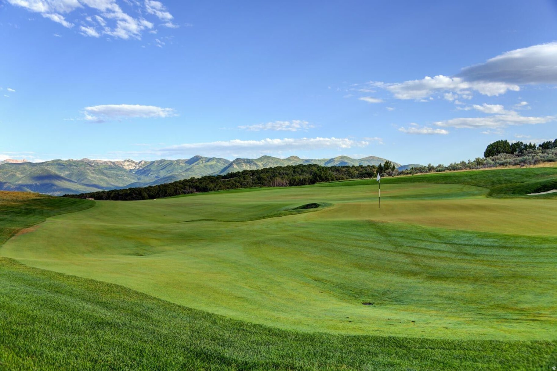 RED LEDGES - Residential