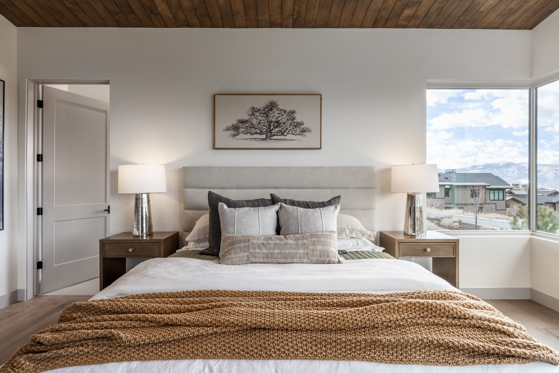 RED LEDGES - Residential