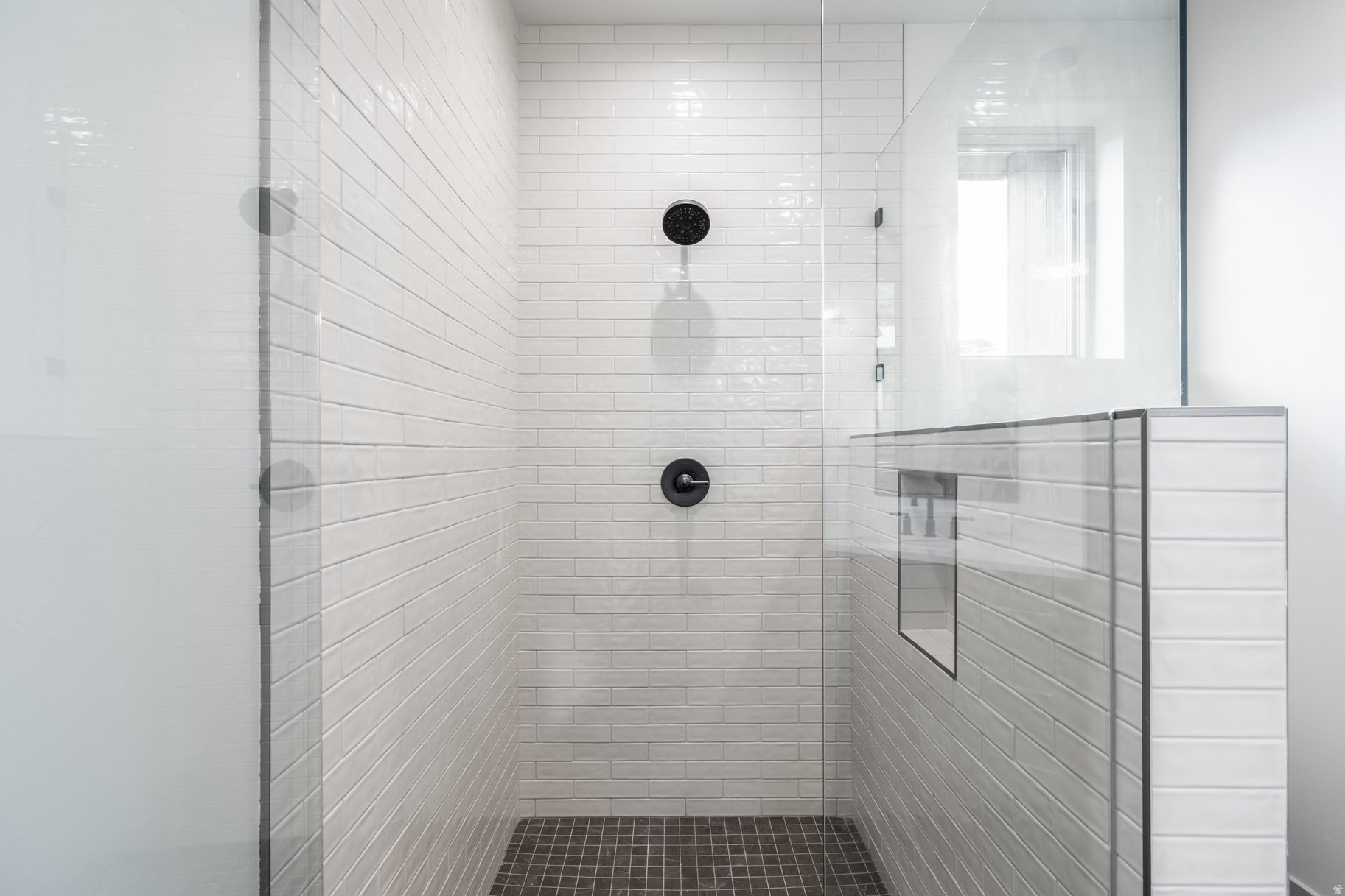 RED LEDGES - Residential