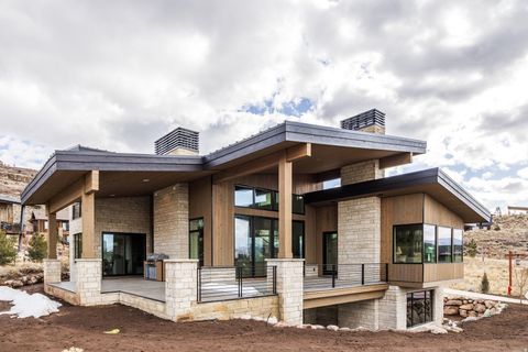 Tiny photo for 2065 E CHIMNEY ROCK CIR, Heber City, UT 84032 (MLS # 2140587)