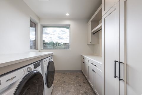 Tiny photo for 2065 E CHIMNEY ROCK CIR, Heber City, UT 84032 (MLS # 2140587)