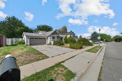 Photo of 2391 W 2120 N, Clinton, UT 84015 (MLS # 2183258)