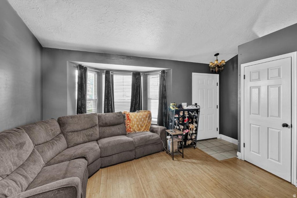 Photo of 2391 W 2120 N, Clinton, UT 84015 (MLS # 2183258)