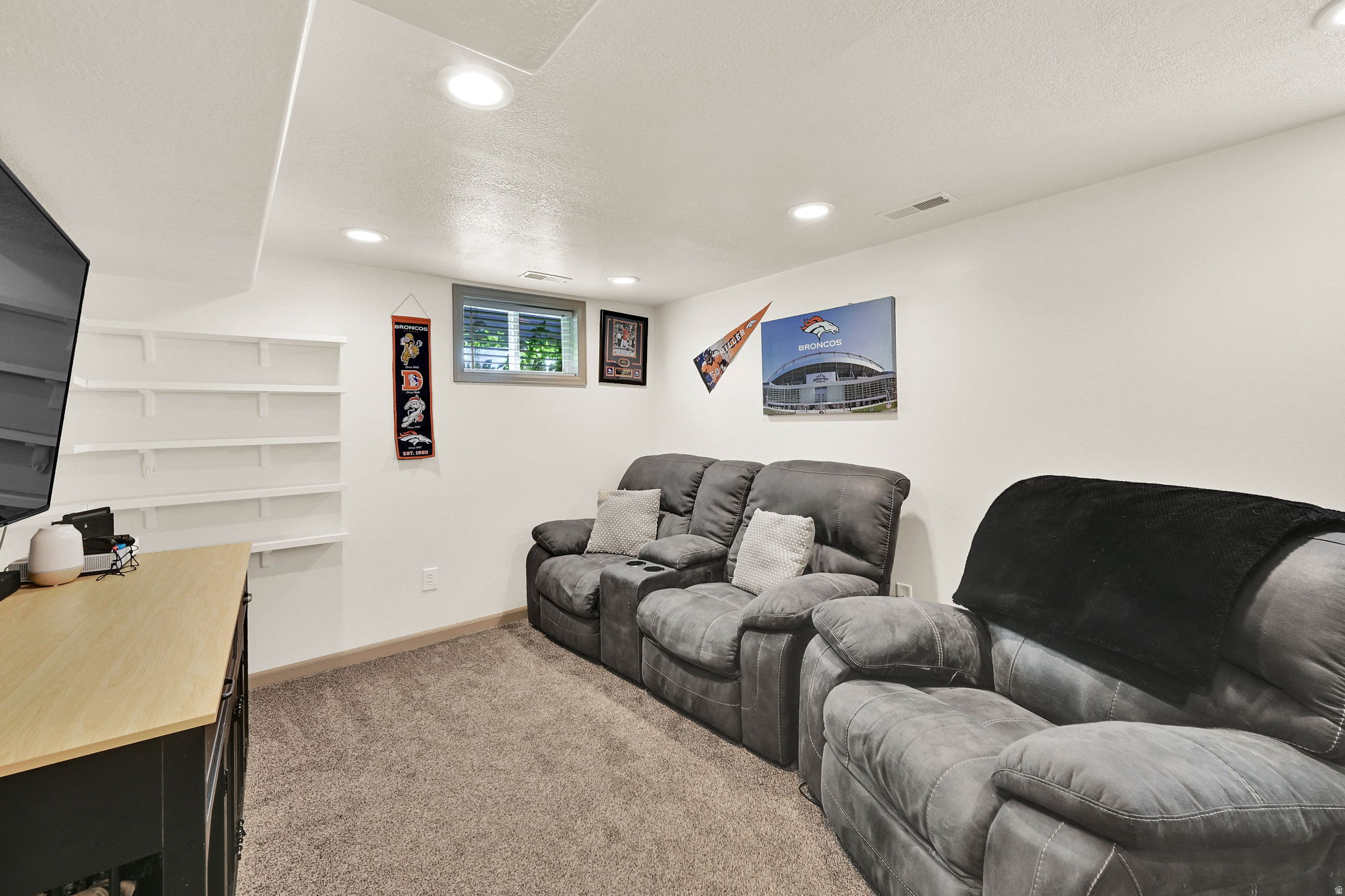 NOB HILL - Residential