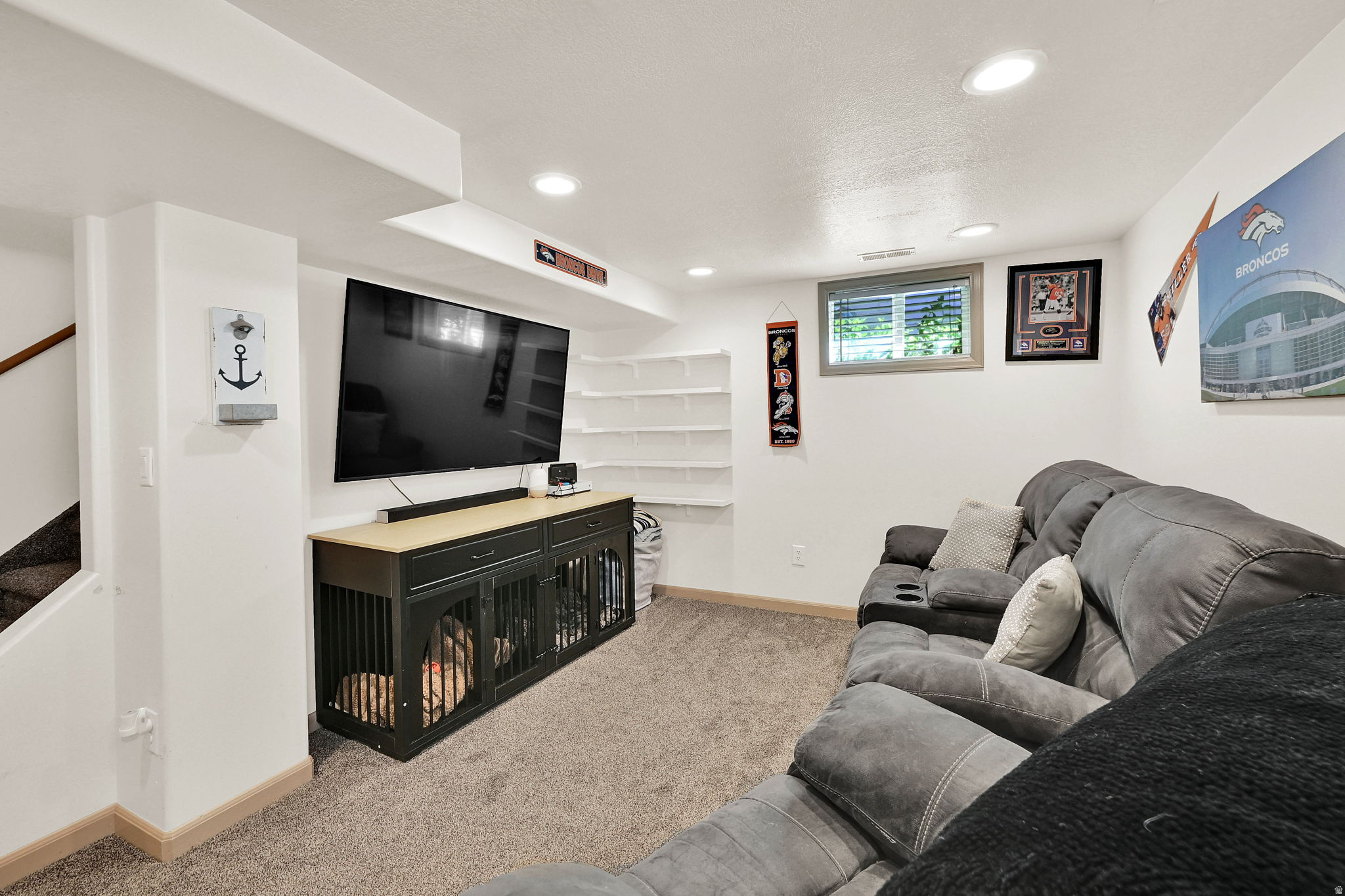 NOB HILL - Residential