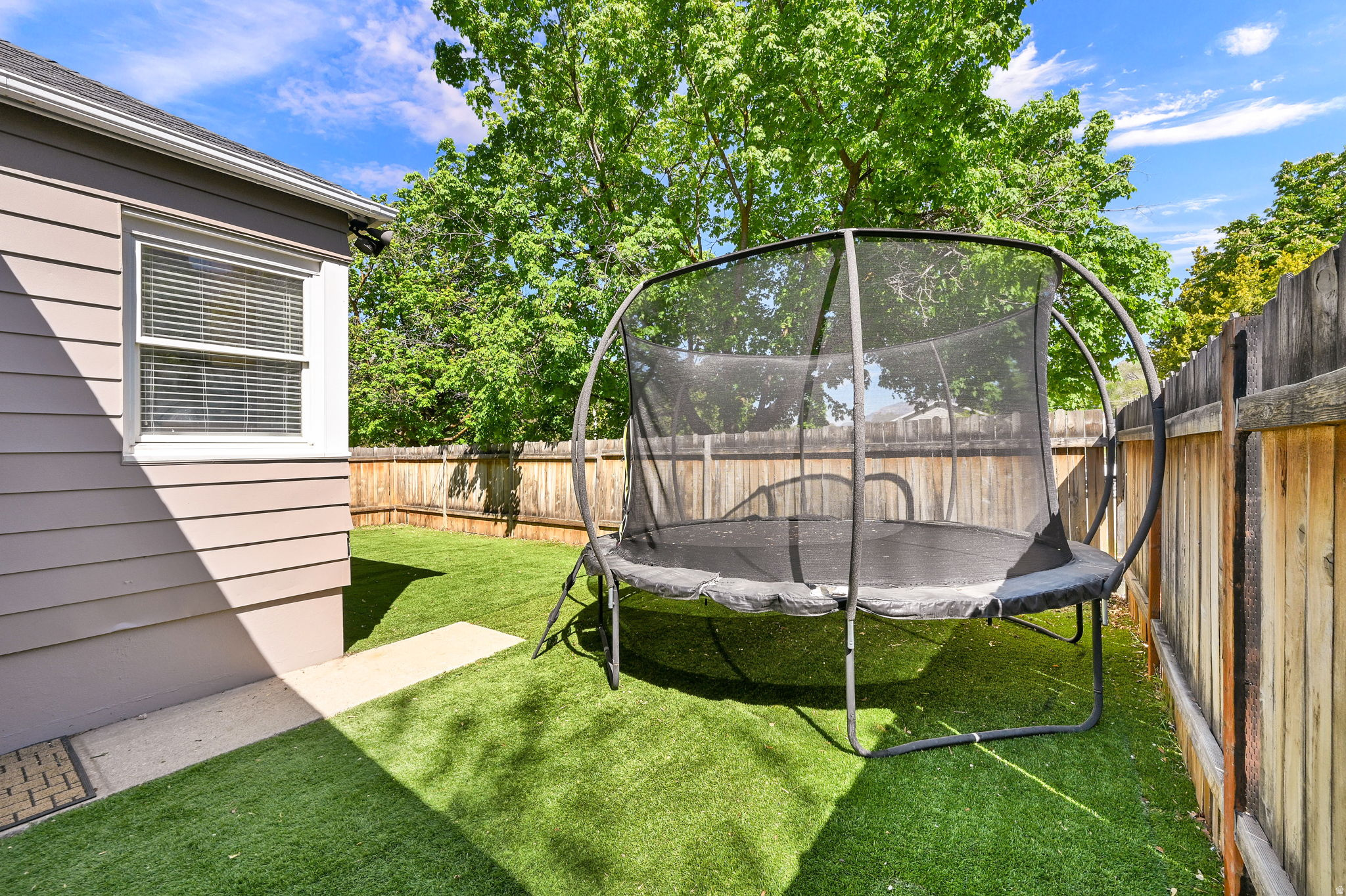 NOB HILL - Residential