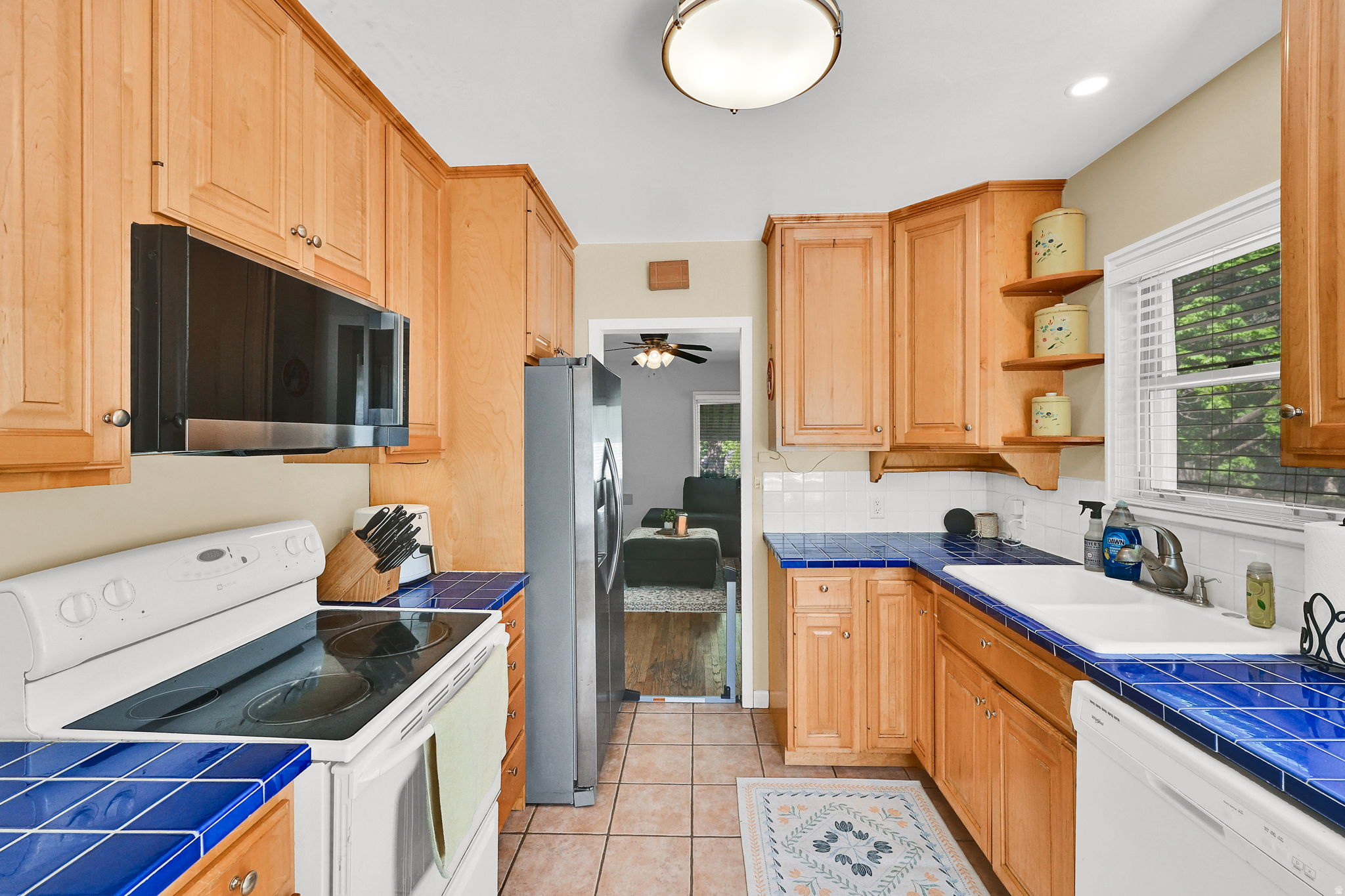 NOB HILL - Residential