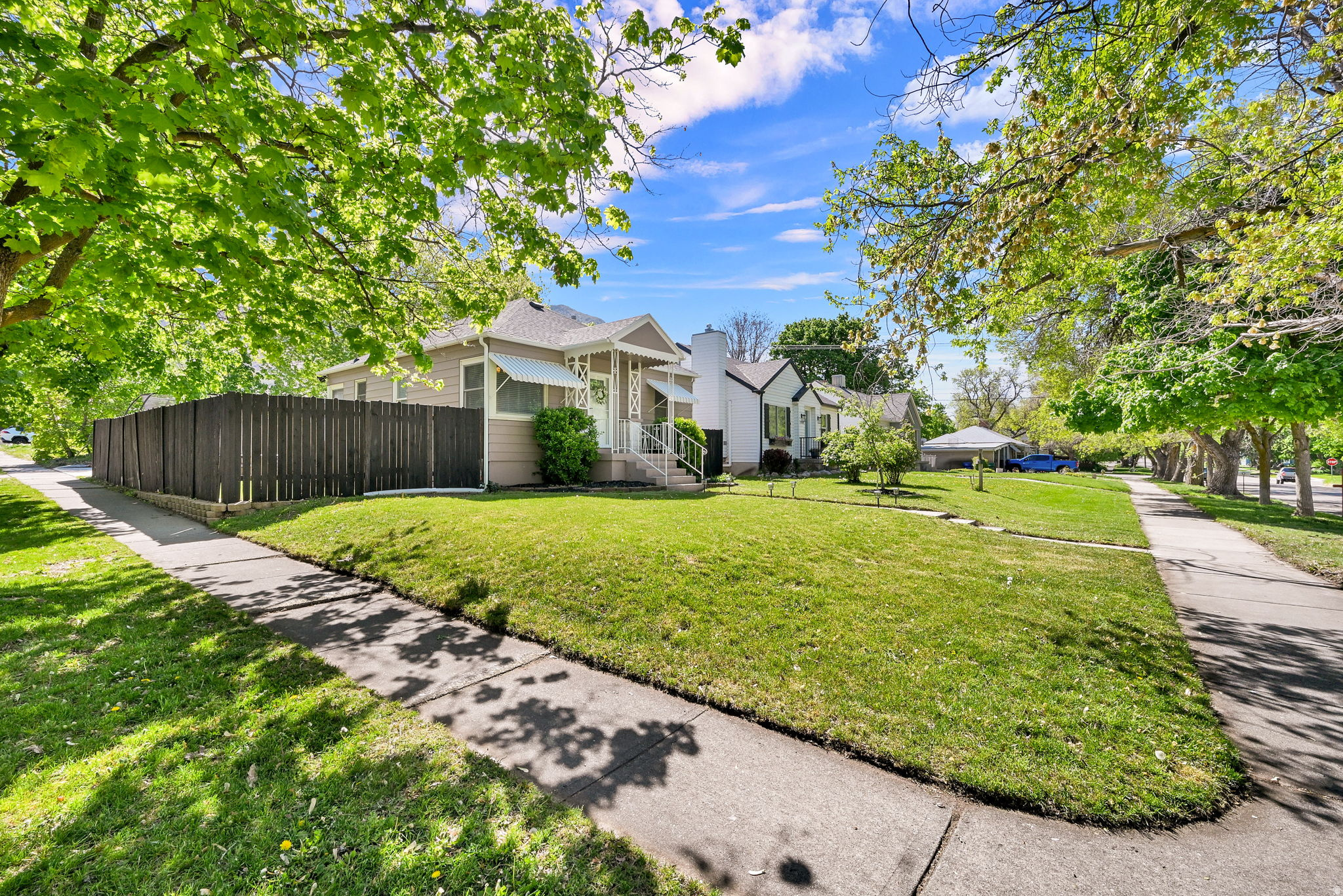 NOB HILL - Residential