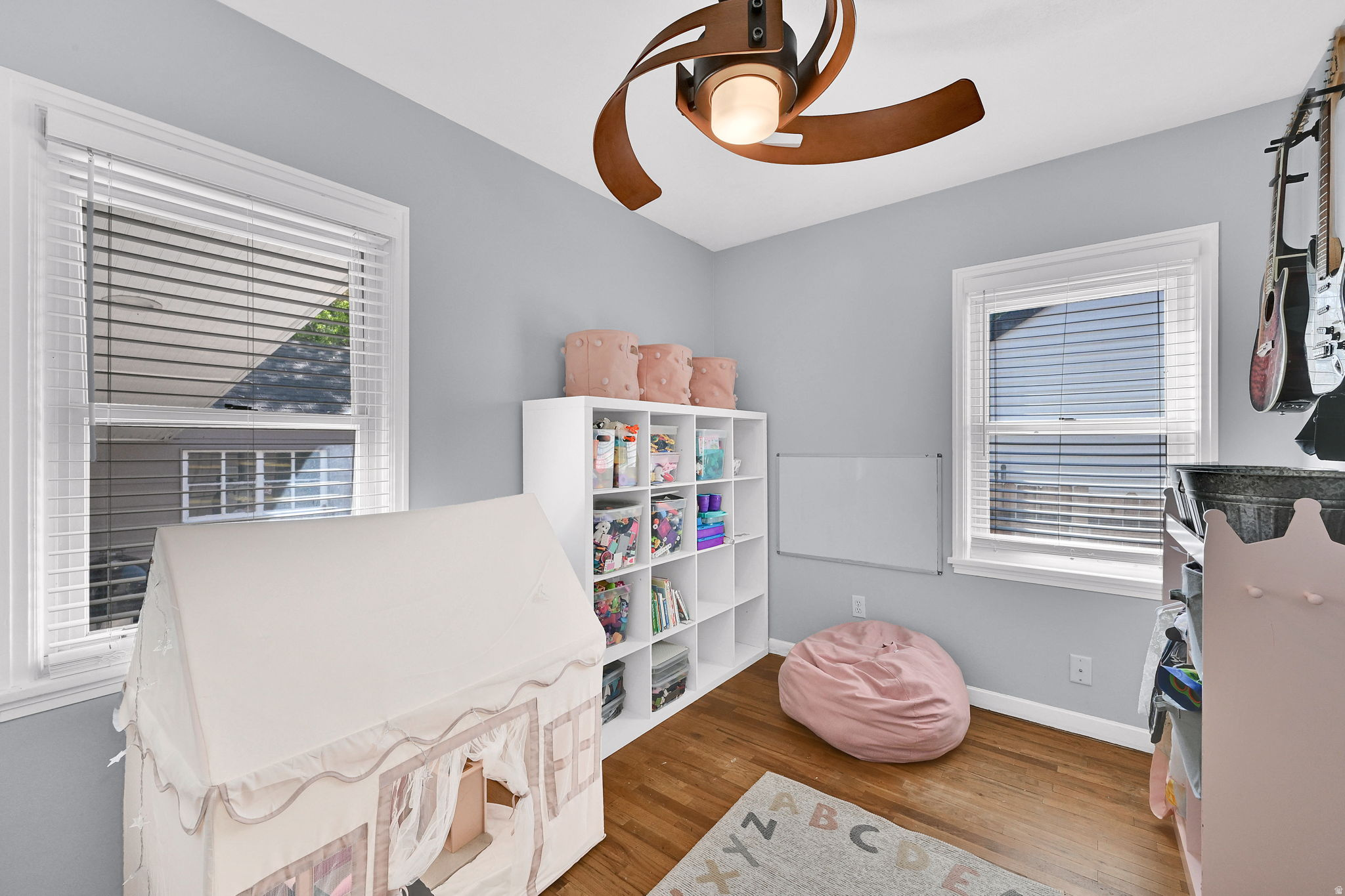 NOB HILL - Residential