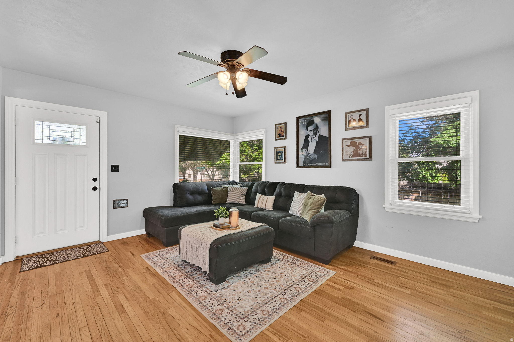 NOB HILL - Residential