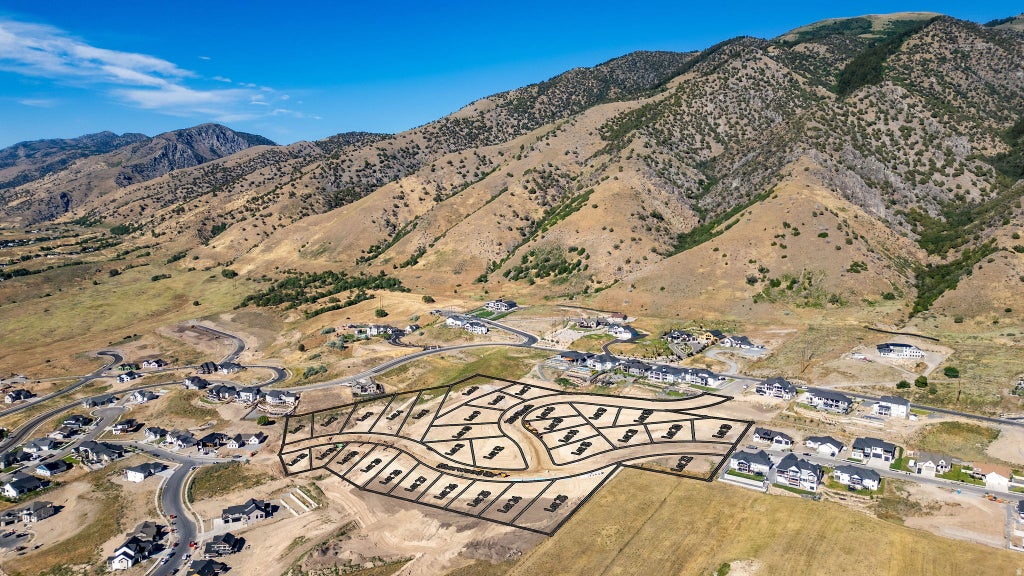 Photo of 761 E 200 N #10, Providence, UT 84332 (MLS # 2161204)