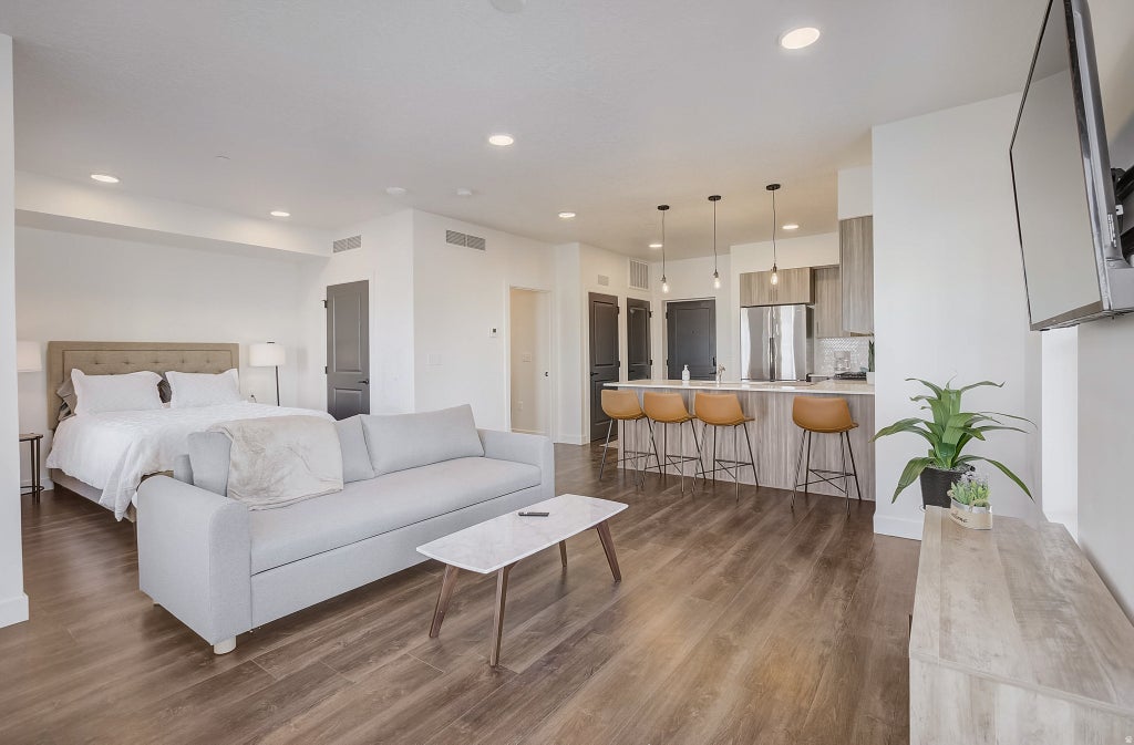 Photo of 6495 SERVICEBERRY DR #B203, Park City, UT 84098 (MLS # 2183671)