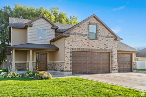 Tiny photo for 2801 W 2325 N, Plain City, UT 84404 (MLS # 2113280)