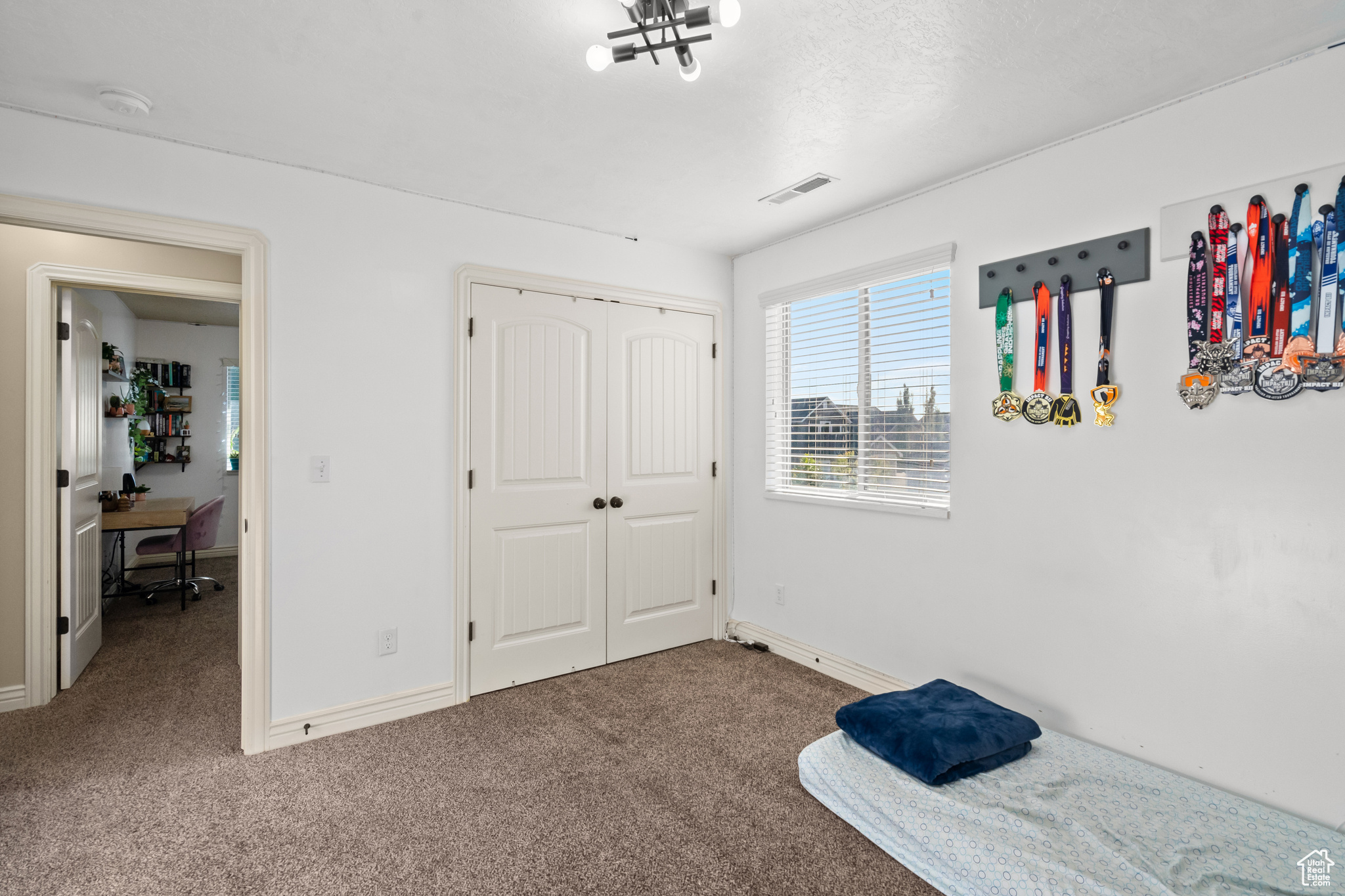 POPLAR STAKE - Residential