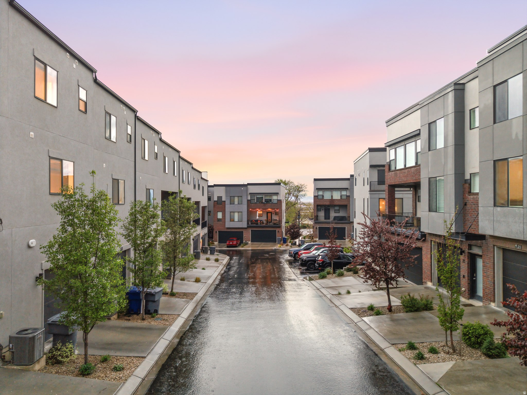 PARK LOFTS AT CITY - Residential
