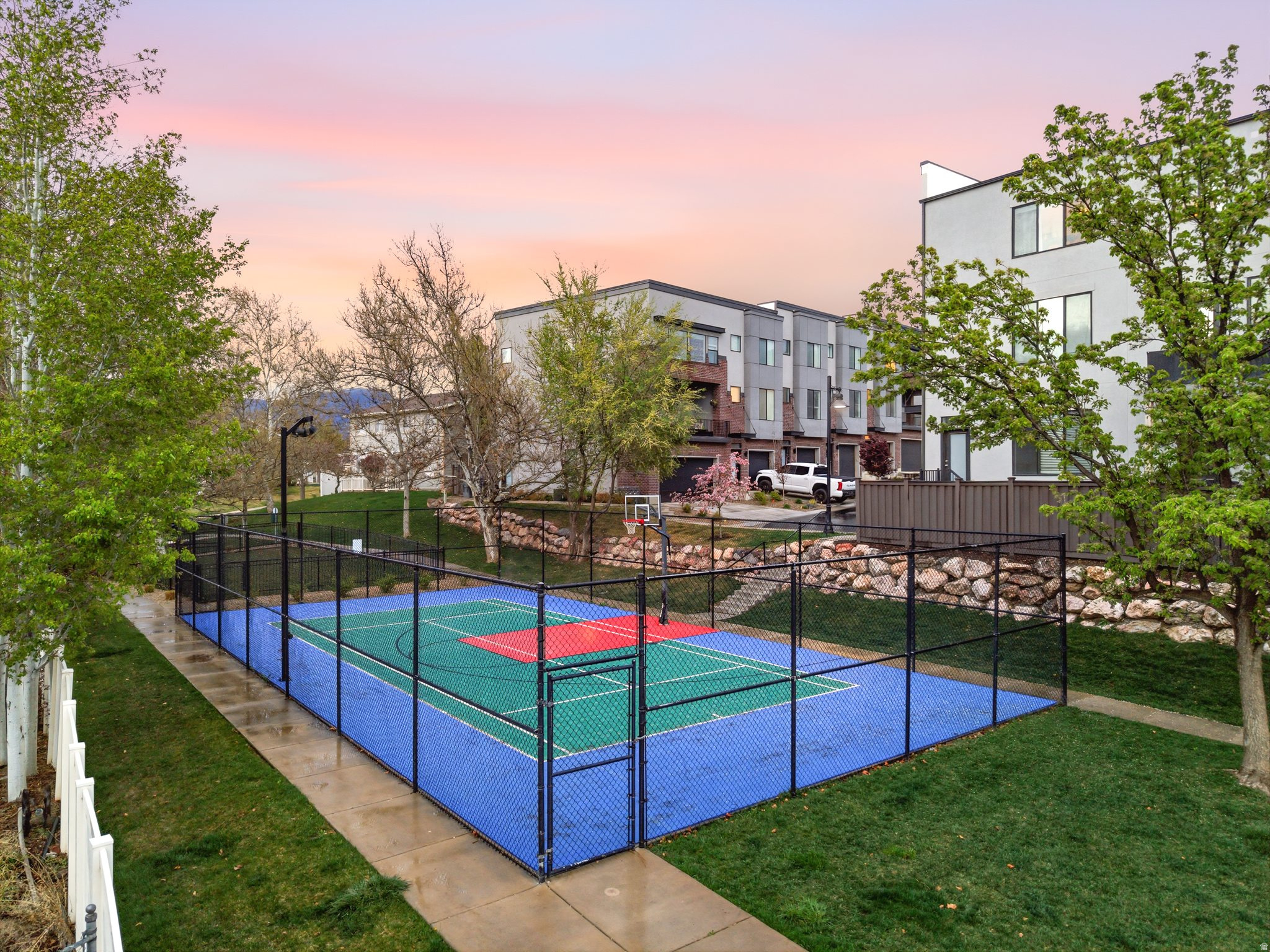 PARK LOFTS AT CITY - Residential
