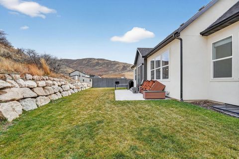 Tiny photo for 1878 W CHACO CIR, Lehi, UT 84048 (MLS # 2128990)