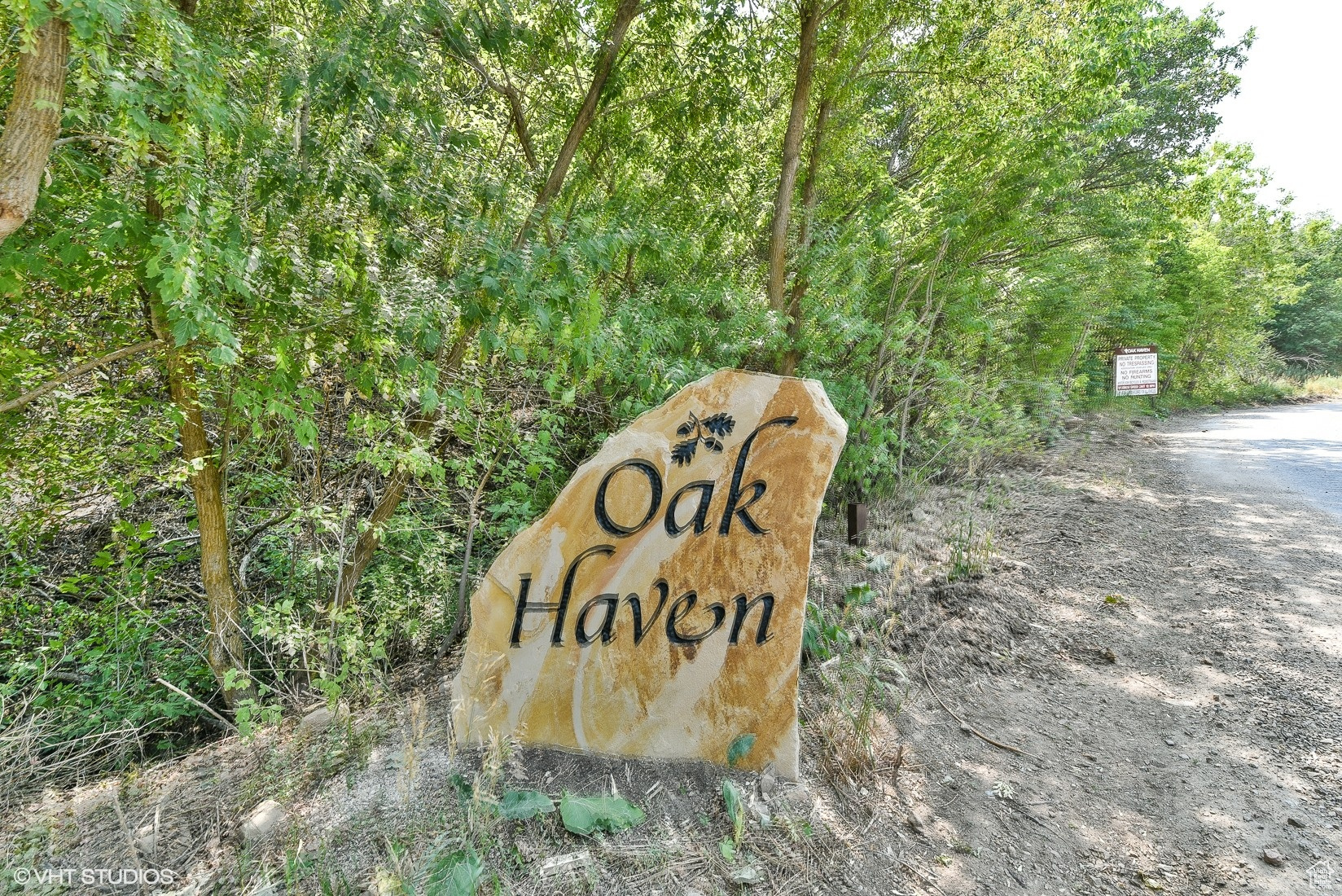 OAK HAVEN - Land
