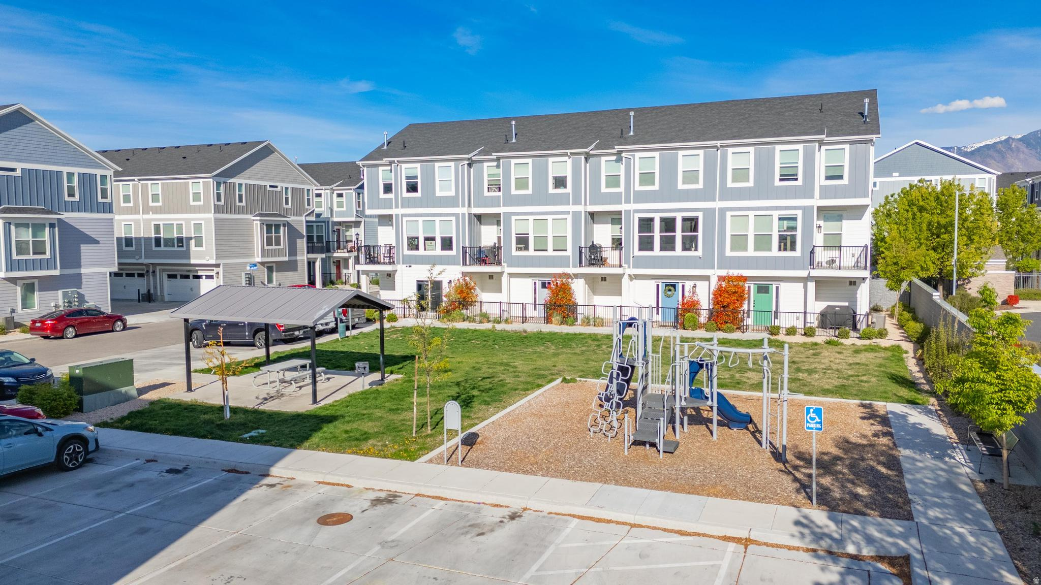 PRESTWICK ABERLOUR - Residential