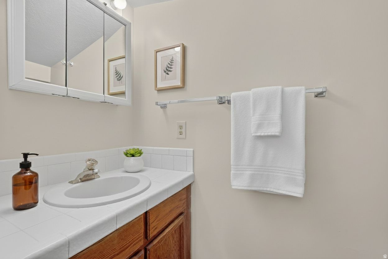 MILLCREEK MANOR - Residential