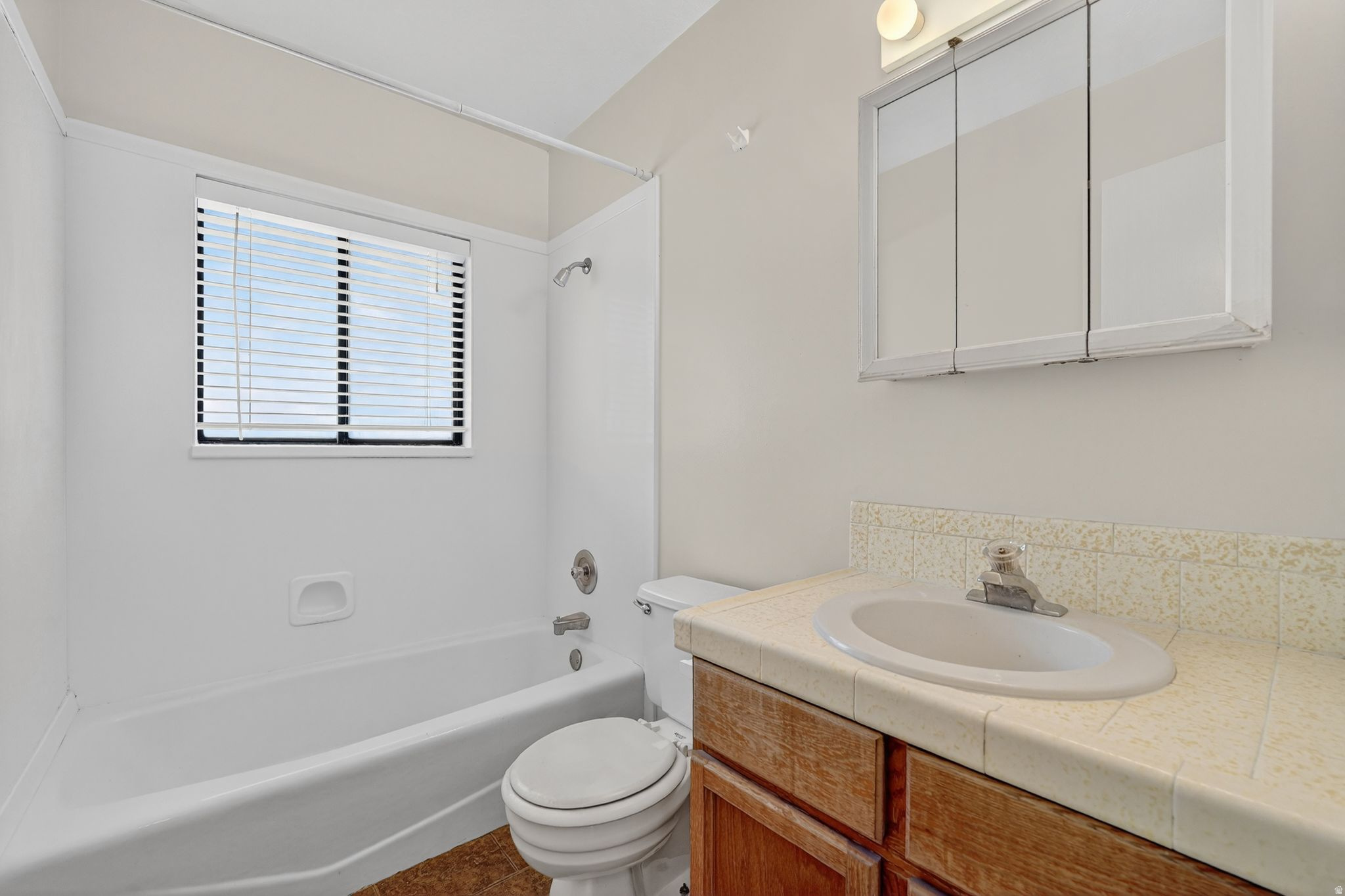 MILLCREEK MANOR - Residential