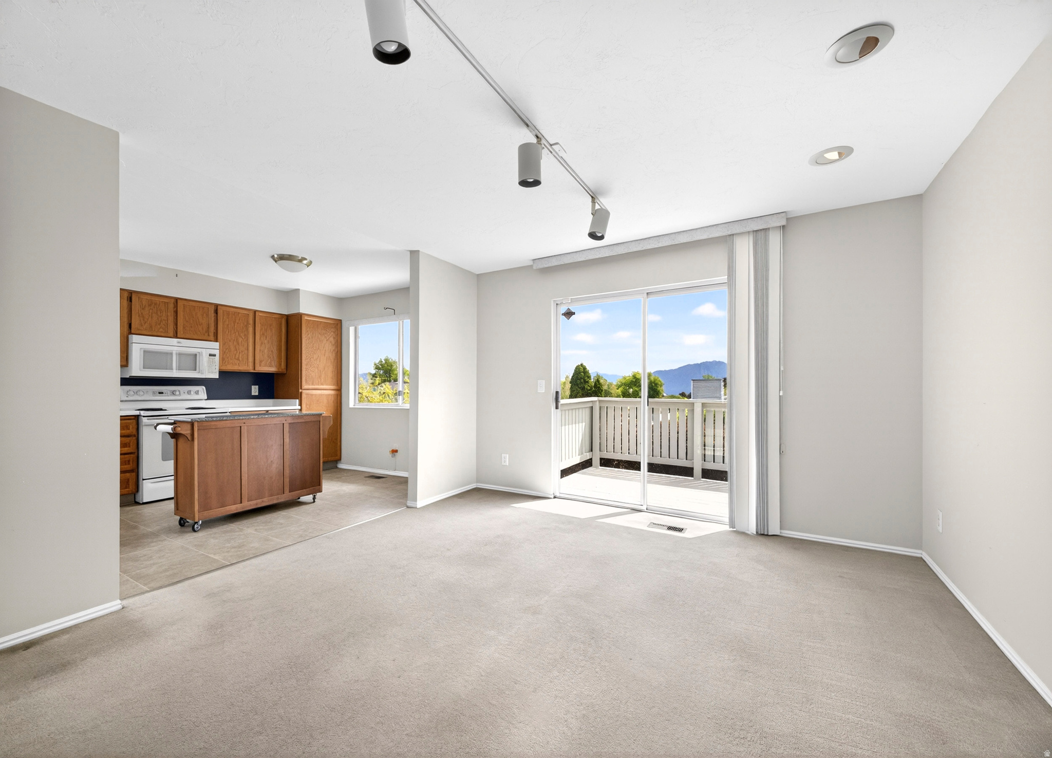 OQUIRRH SHADOWS - Residential