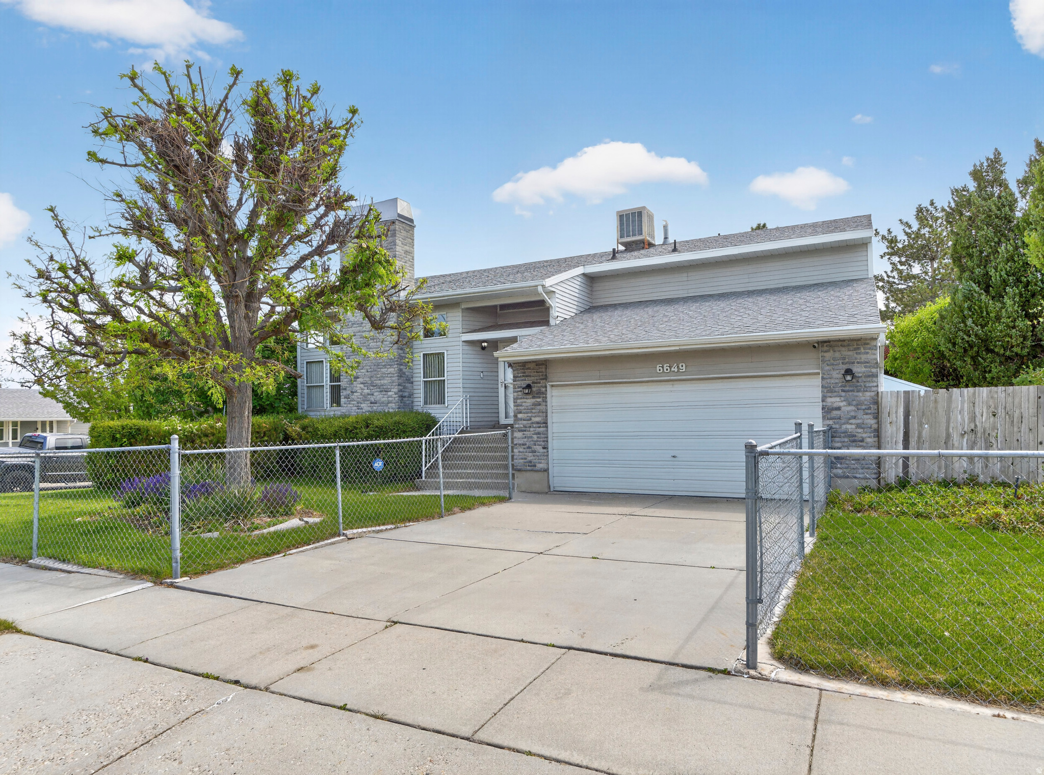 OQUIRRH SHADOWS - Residential