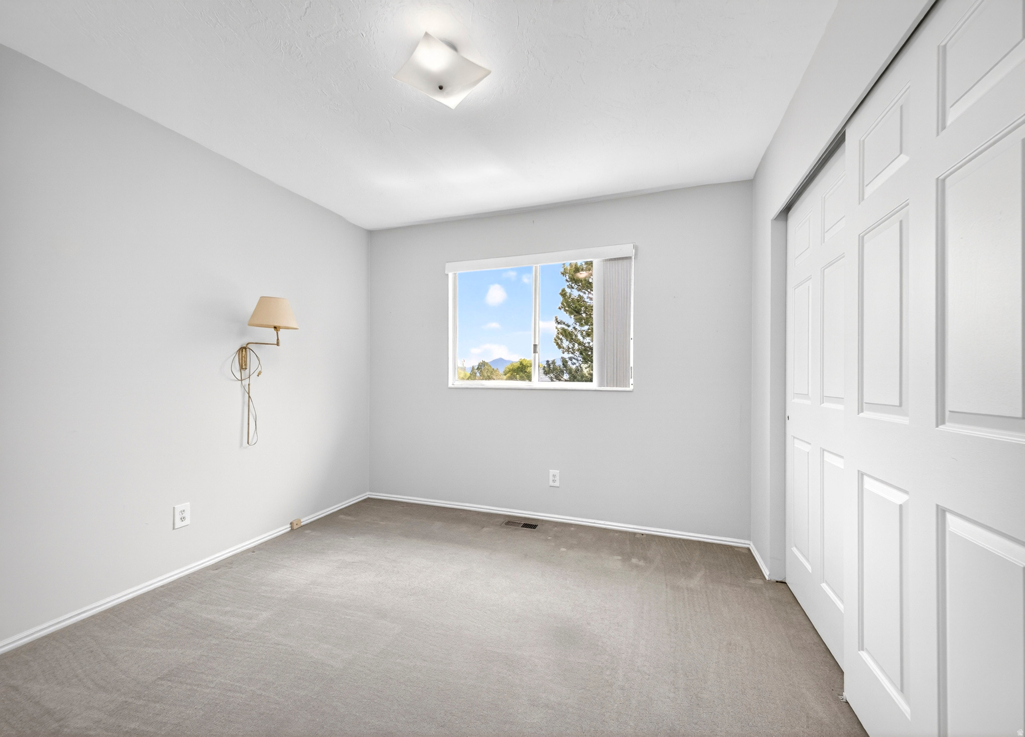OQUIRRH SHADOWS - Residential
