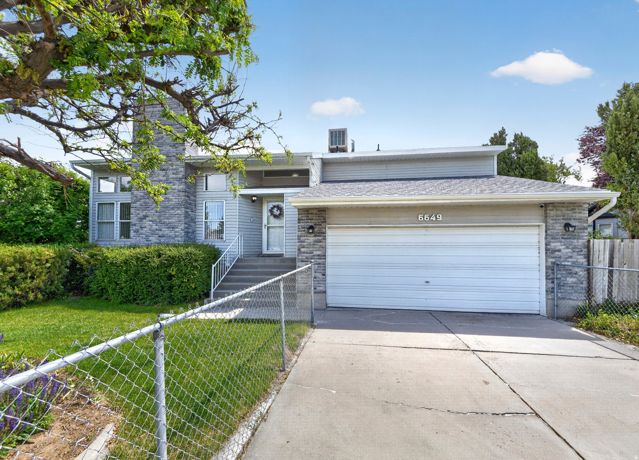OQUIRRH SHADOWS - Residential
