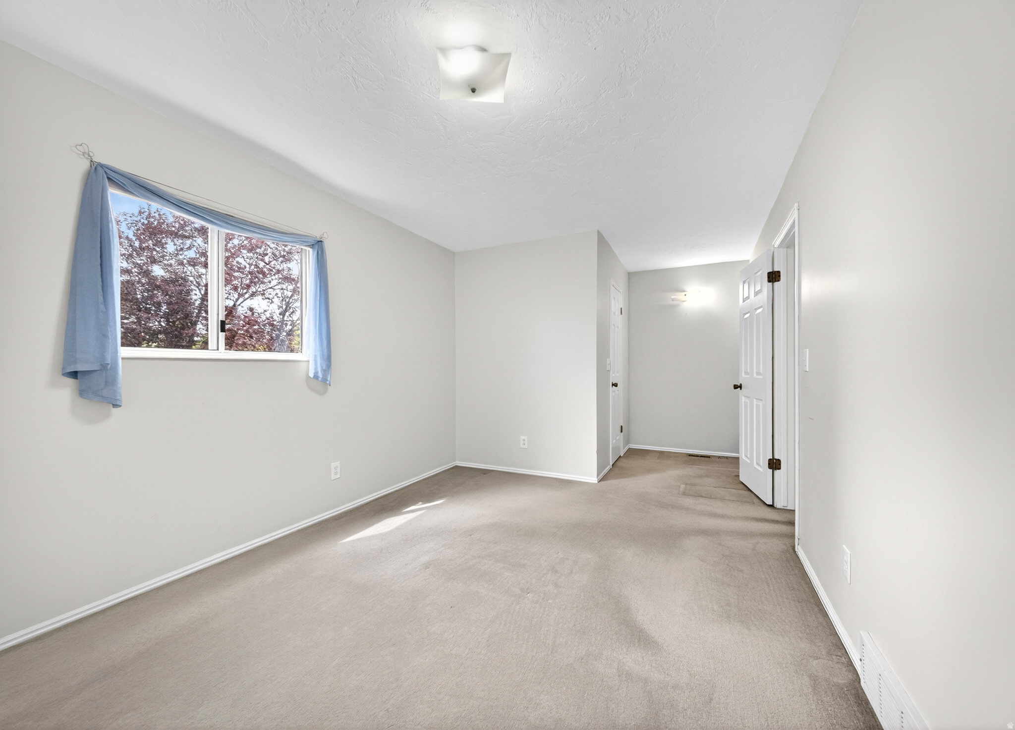 OQUIRRH SHADOWS - Residential