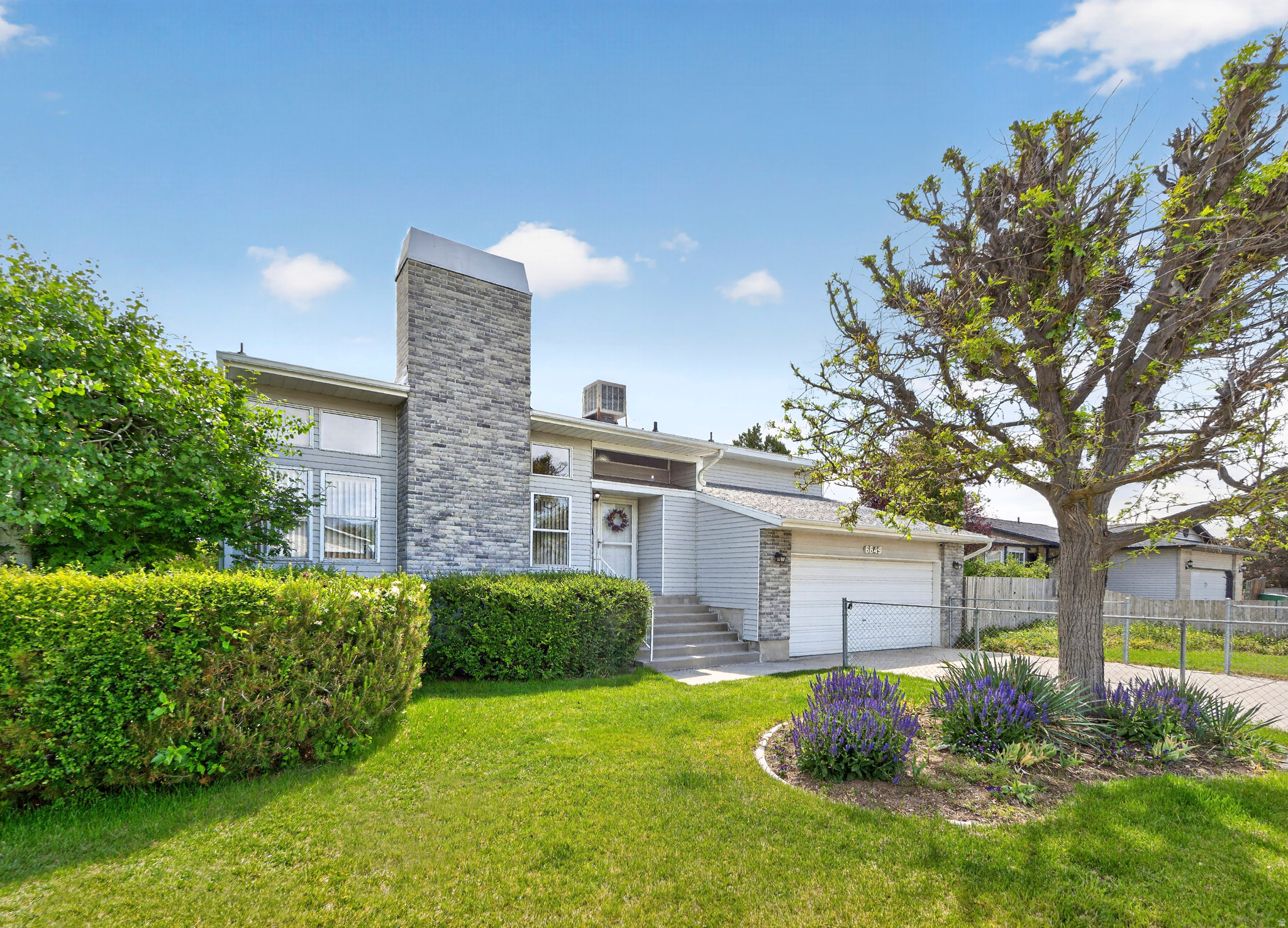 OQUIRRH SHADOWS - Residential