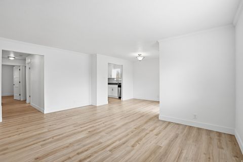 Tiny photo for 3510 S 300 E #E, South Salt Lake, UT 84115 (MLS # 2136801)