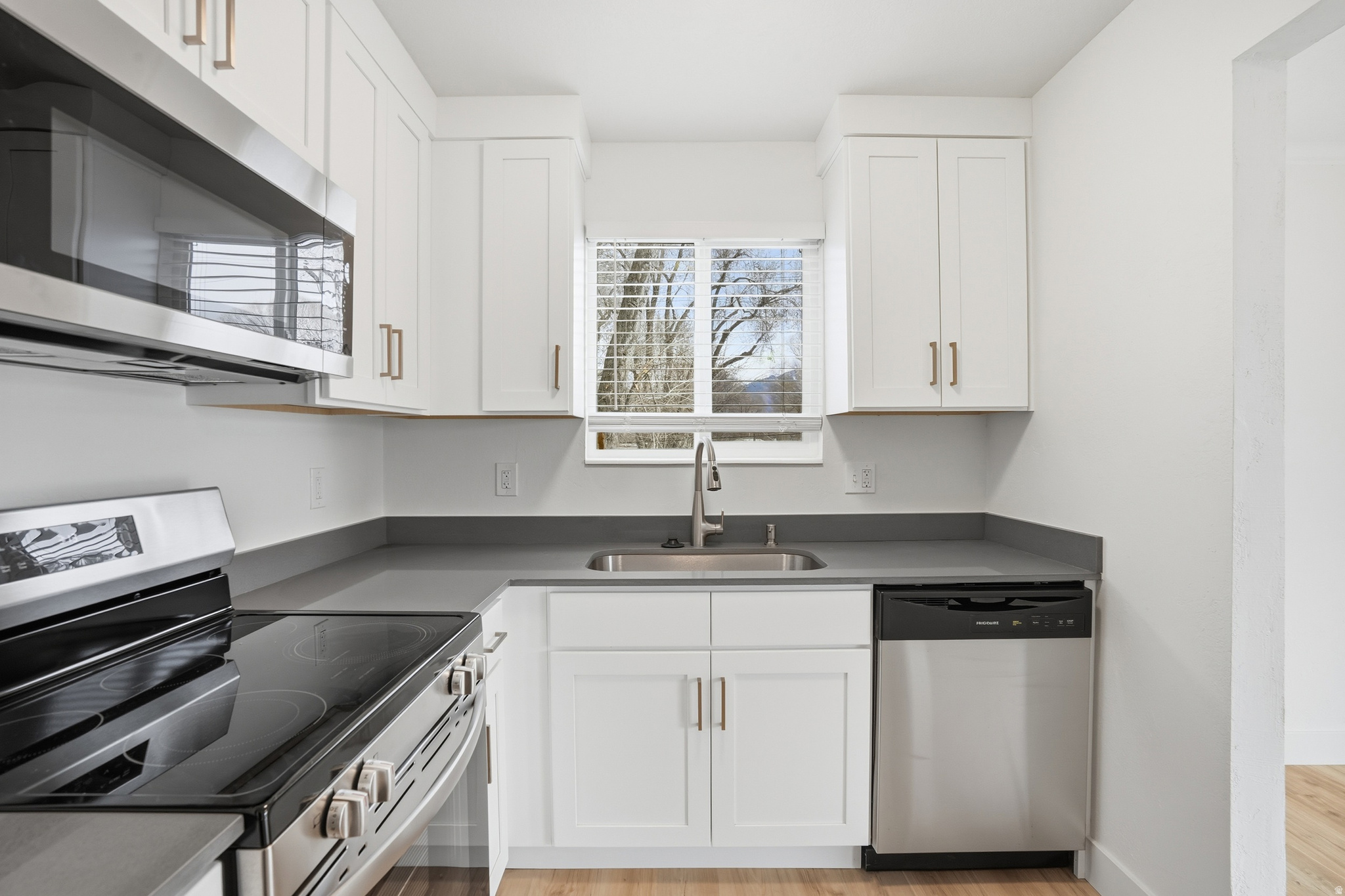 WEDGEWOOD WILLOWS - Residential