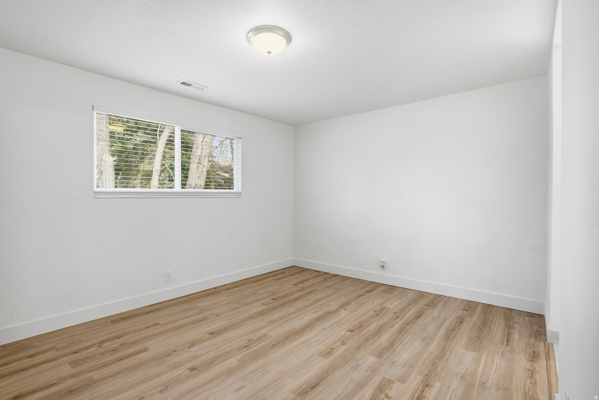 WEDGEWOOD WILLOWS - Residential