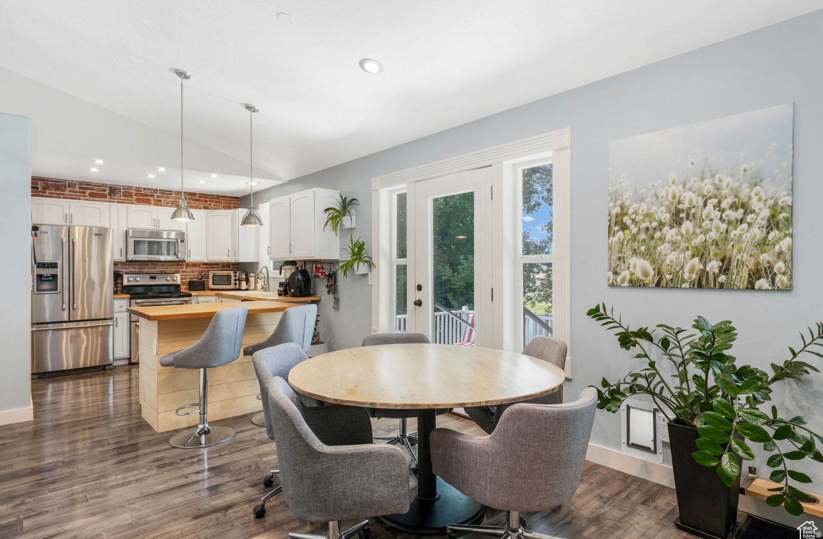 ALICE COURT - Residential