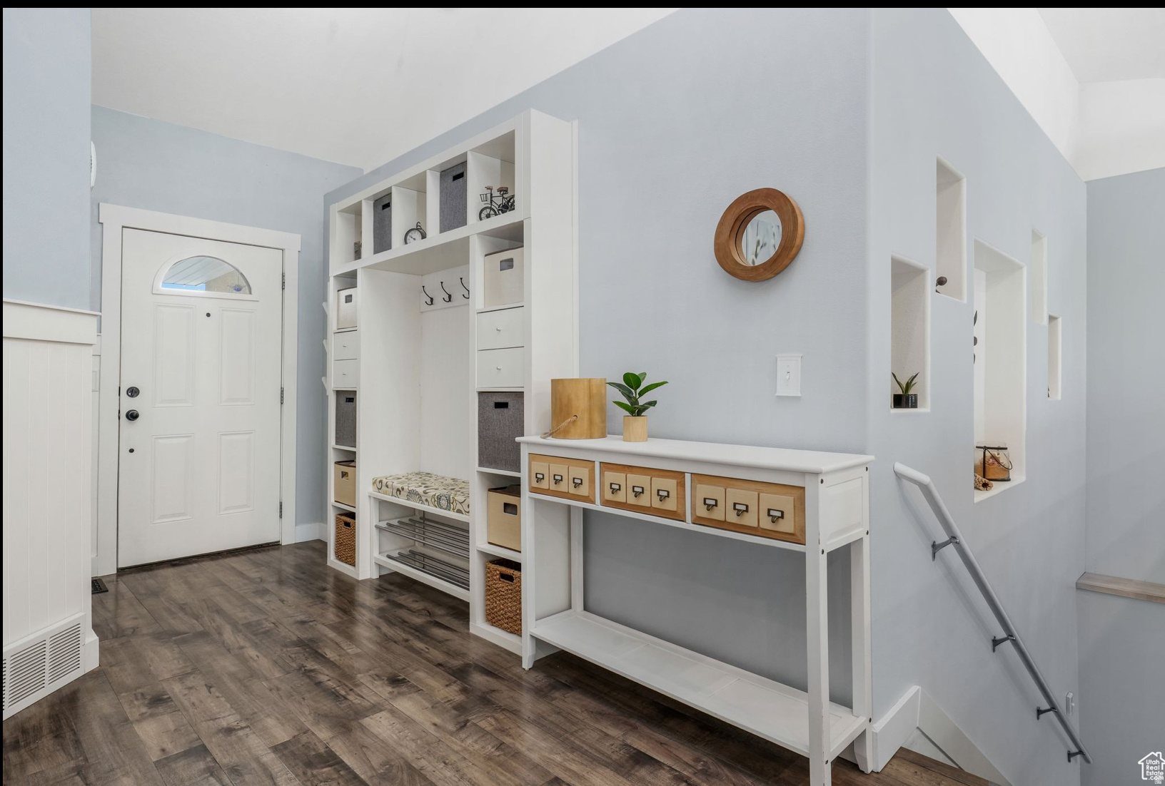 ALICE COURT - Residential