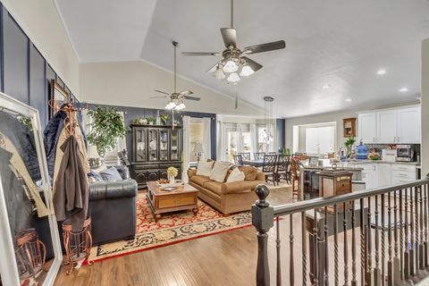 Tiny photo for 1105 S 1420 E, Provo, UT 84606 (MLS # 2147186)