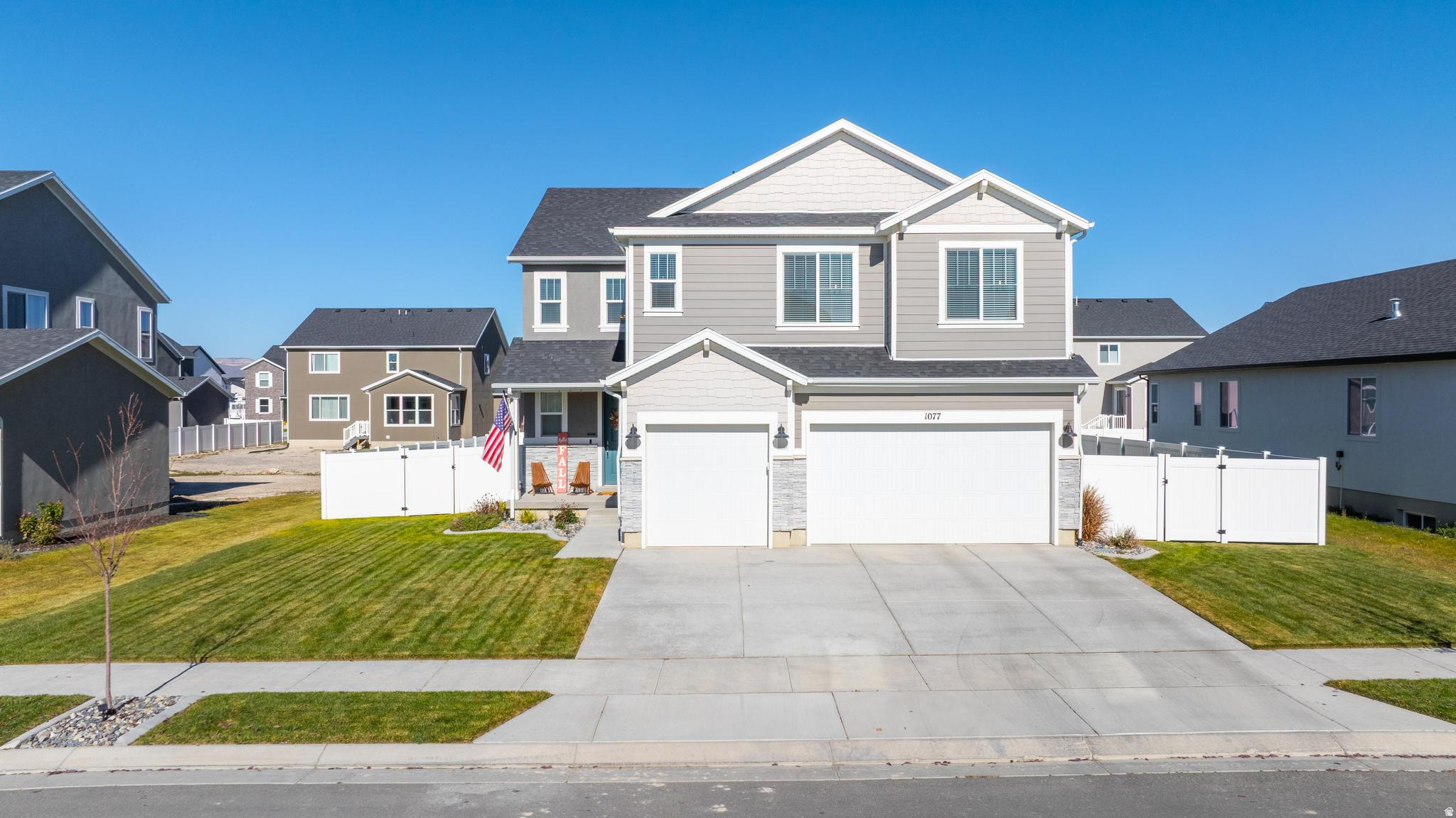 PONY EXPRESS ESTATES - Residential