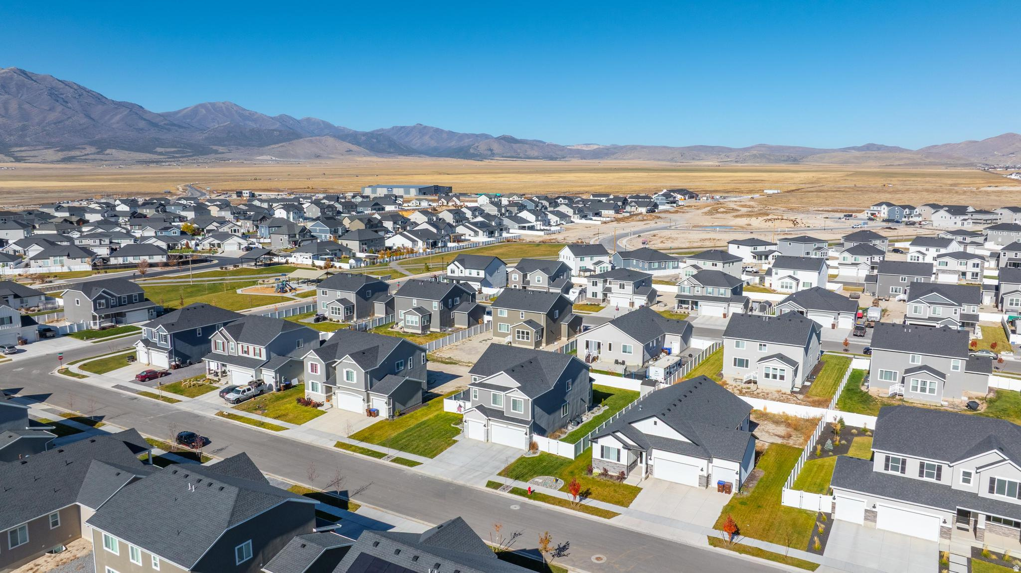 PONY EXPRESS ESTATES - Residential