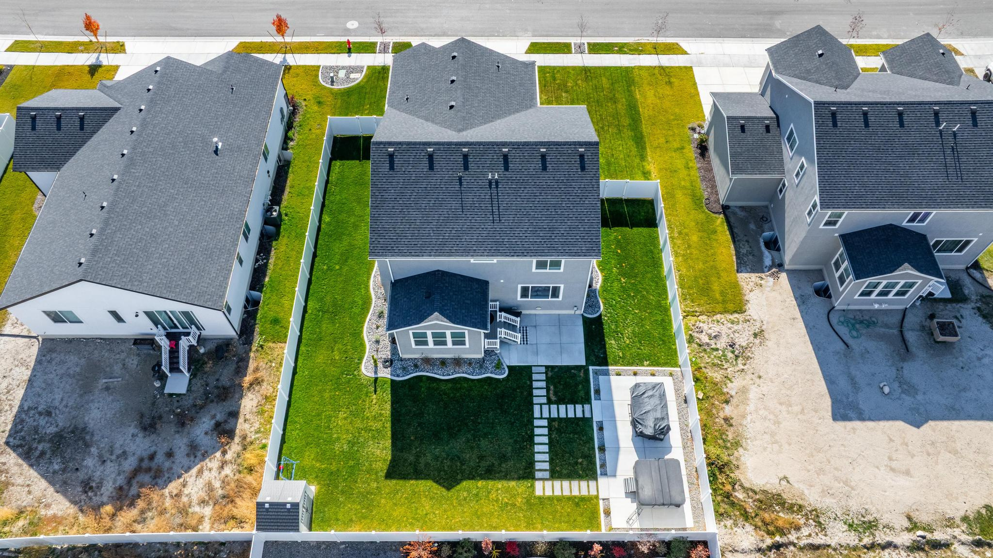 PONY EXPRESS ESTATES - Residential