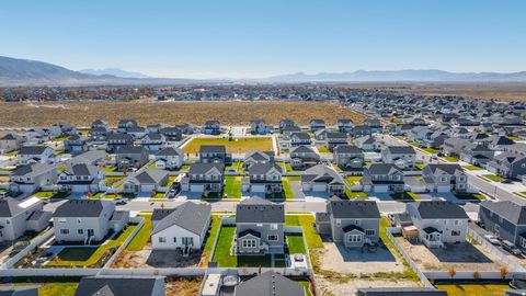 Tiny photo for 1077 E POSTMARK PL #319, Eagle Mountain, UT 84005 (MLS # 2152286)